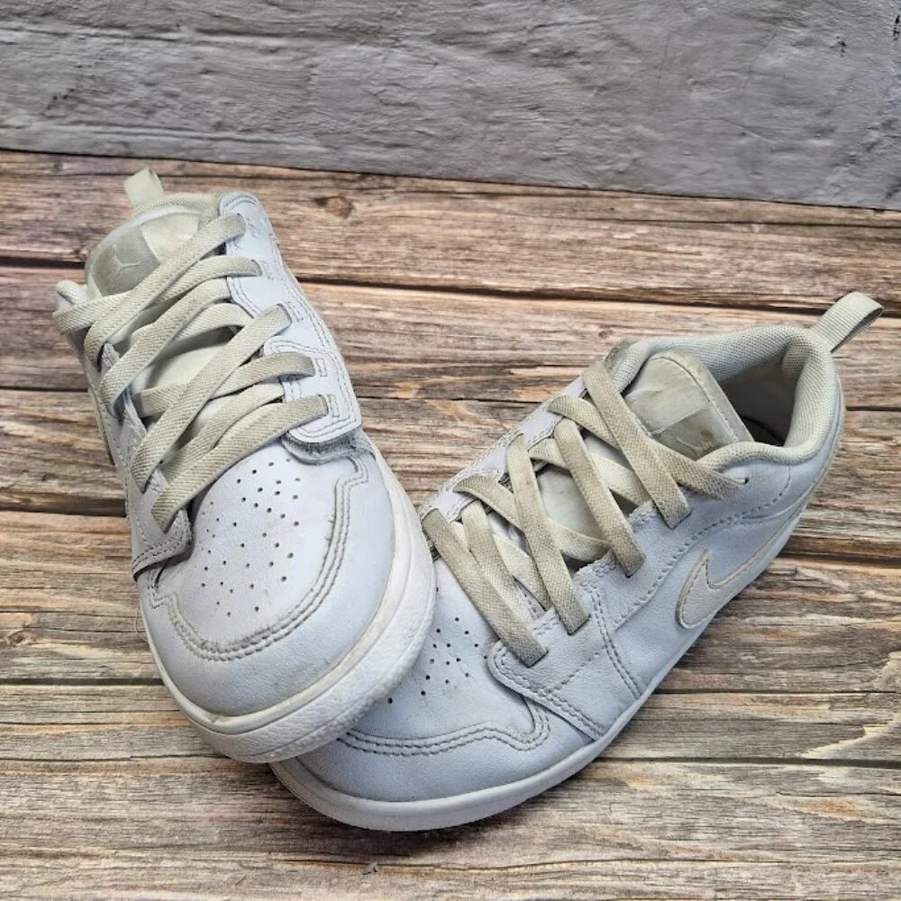 Nike Air Jordan 1 Low Kids Blue White Size 3‎